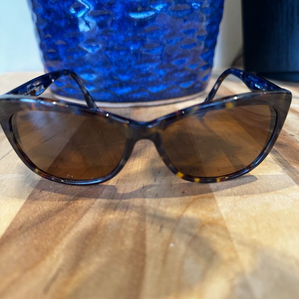 56 15 135 Blue tortoiseshell frame Brown lenses See photos for dimensions